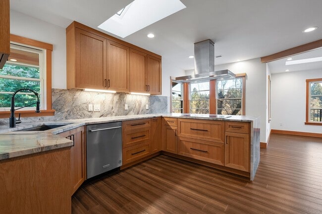 Building Photo - Lake Oswego Four Bedroom Home with View of...