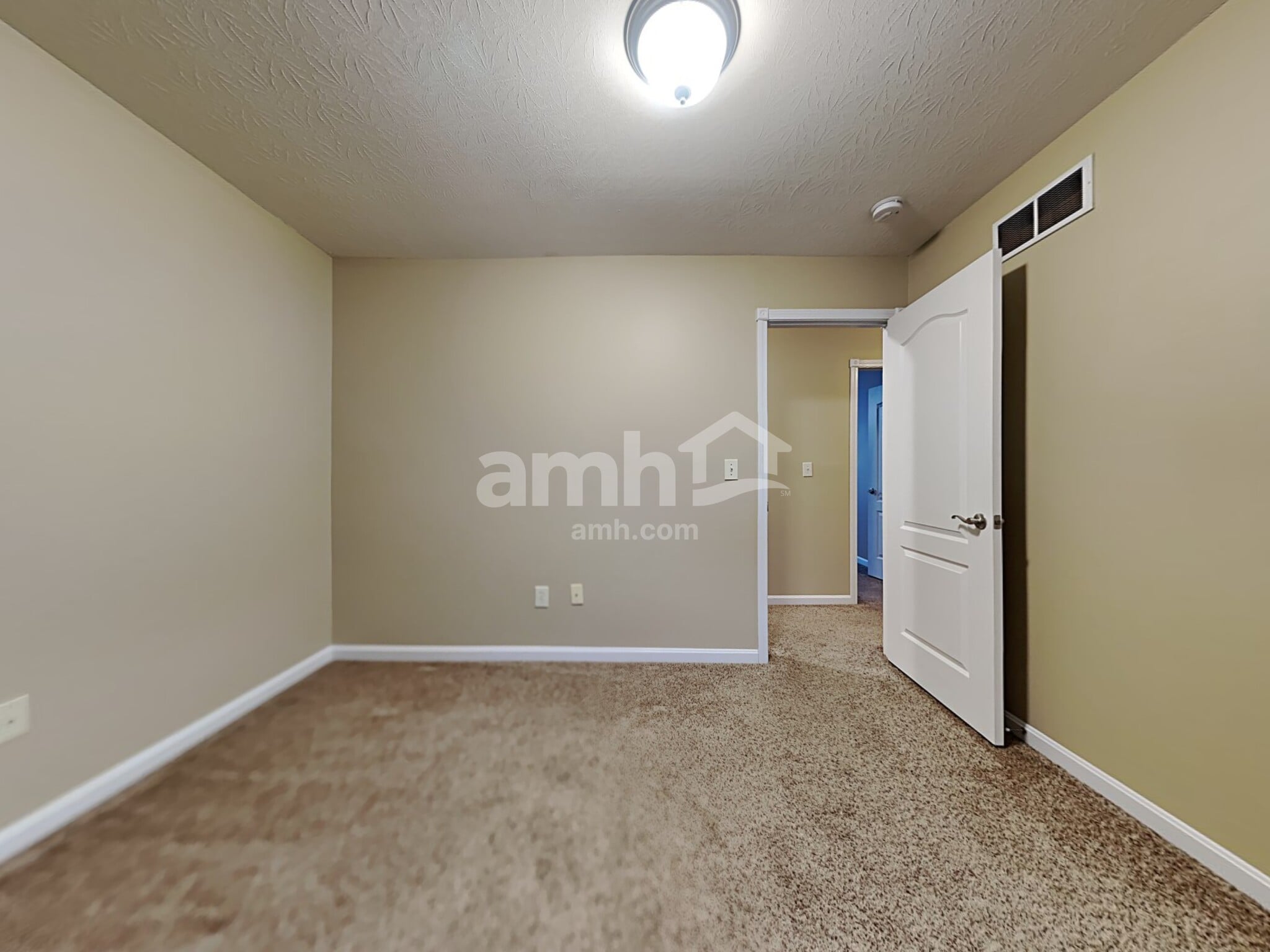 Building Photo - 10217 Limerick Cir
