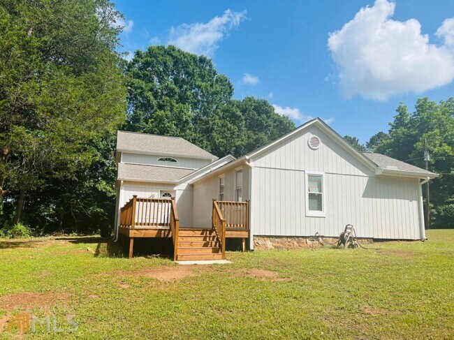 Building Photo - 4310 Bouldercrest Rd