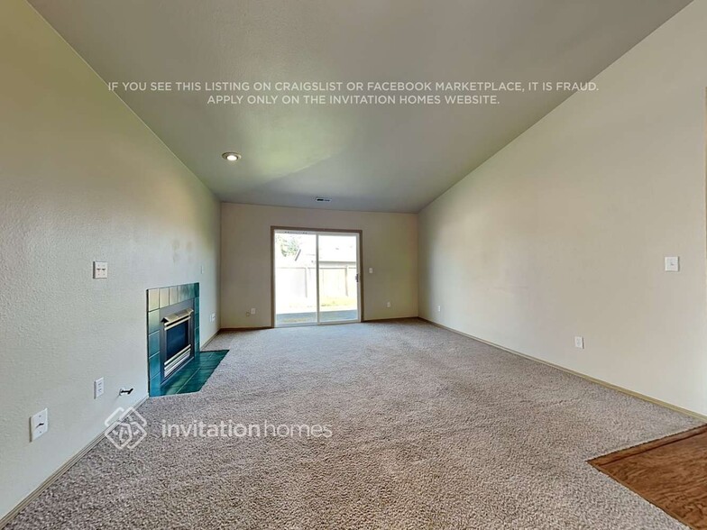 Building Photo - 3913 48th Ave NE
