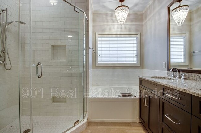 Building Photo - 1018 Harbor Bend Cir