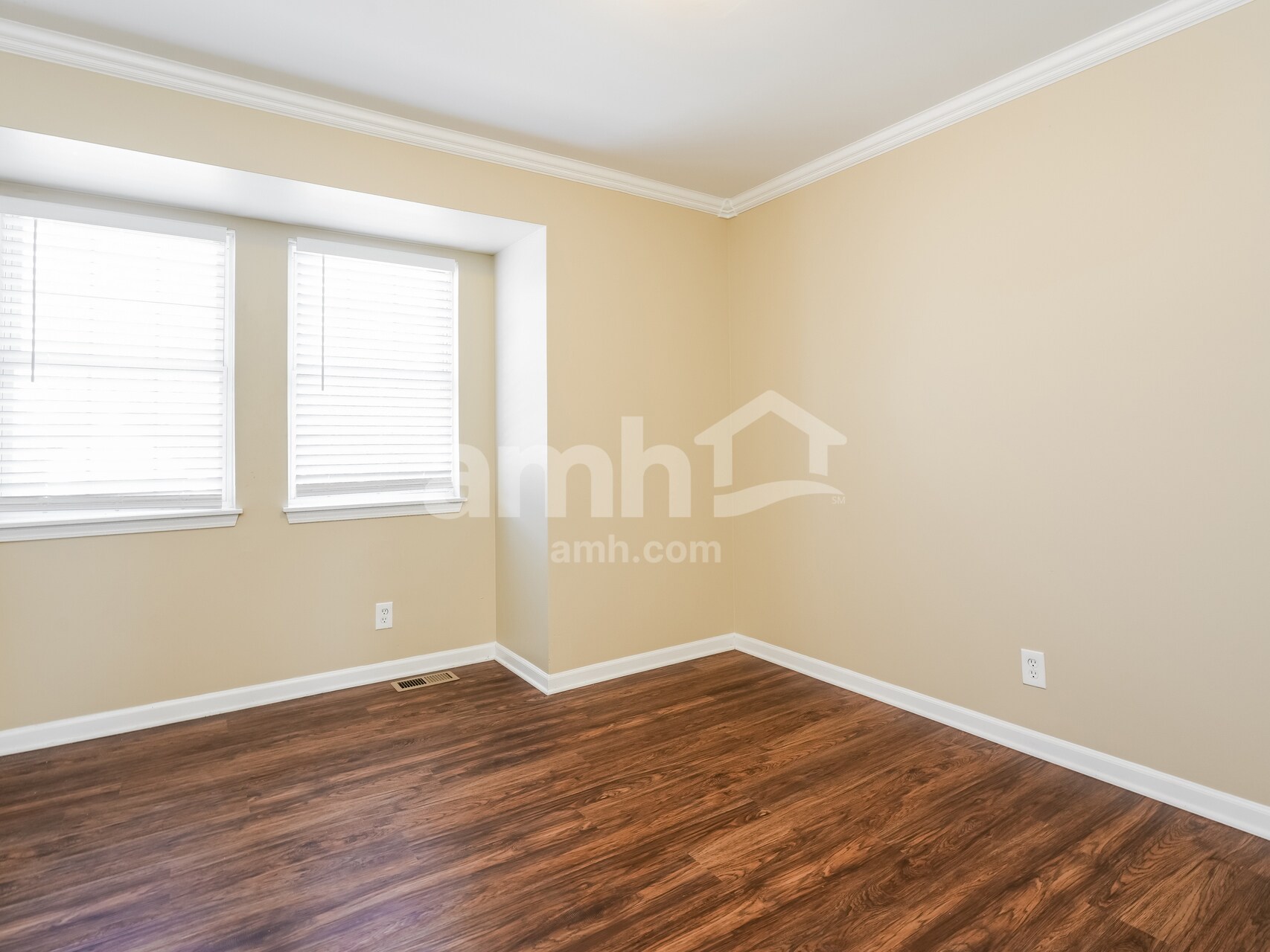 Building Photo - 112 Shawnee Ln