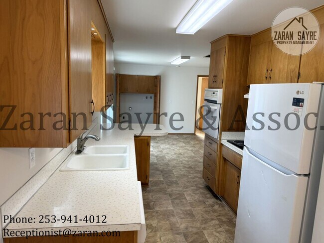 Building Photo - 3903 S 325th Pl