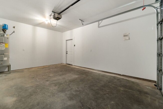 Building Photo - 830B Dennis Street SW