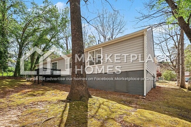 Building Photo - 2650 Cloud Ln