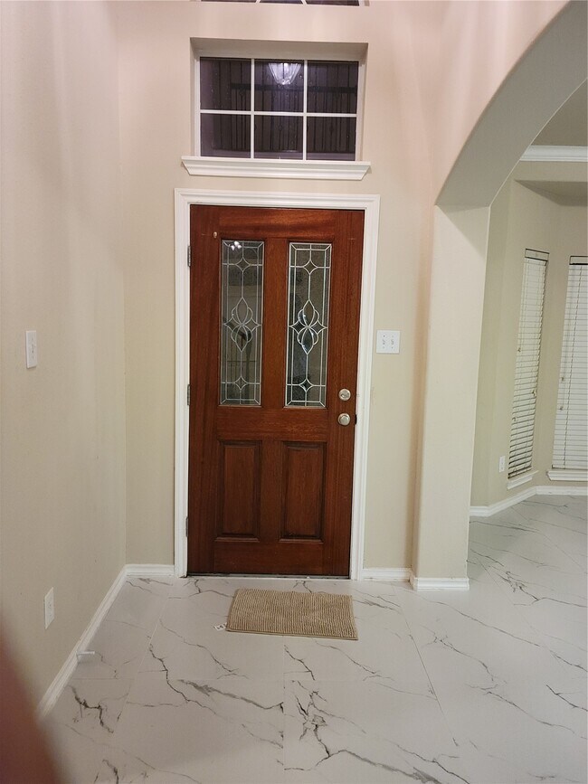 Building Photo - 11134 Sheldon Bend Dr