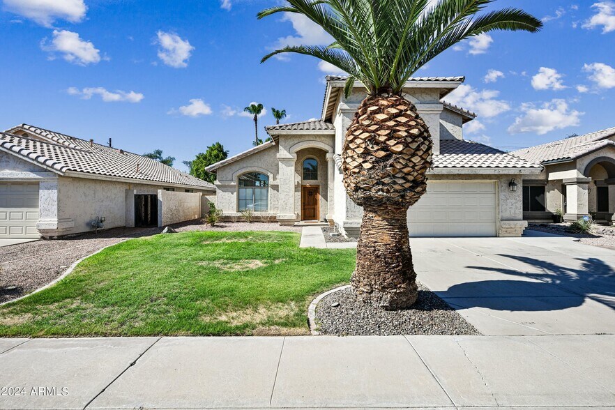 Building Photo - 1836 E Aspen Way