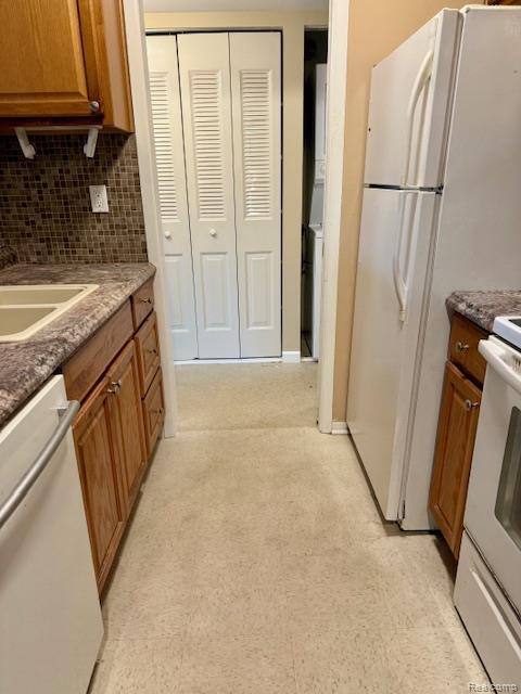 Building Photo - 831 Bloomfield Village Blvd