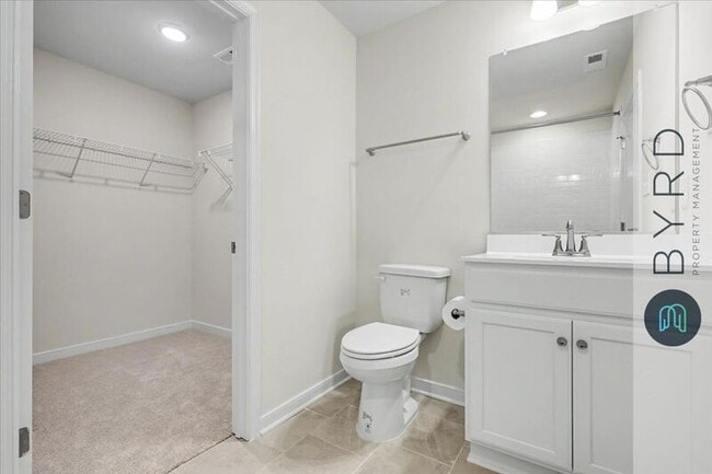 Building Photo - 231 Golden Haze Aly