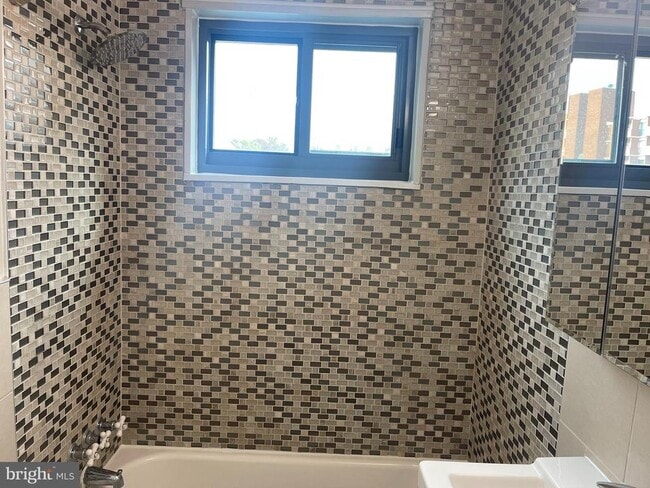 Building Photo - 1200 S Arlington Ridge Rd