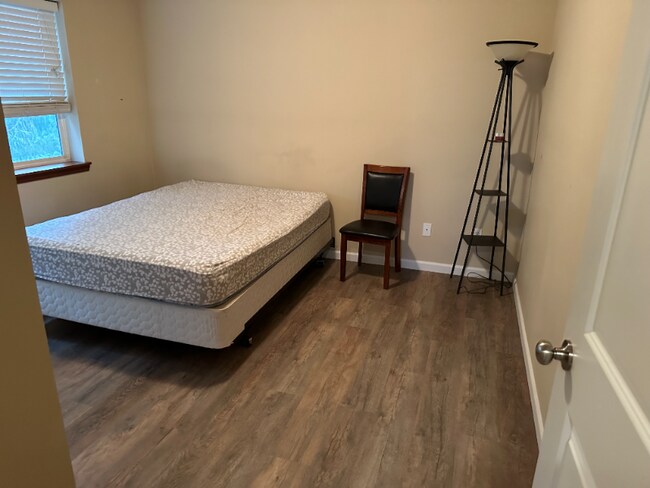 Building Photo - 17509 32nd Ave W