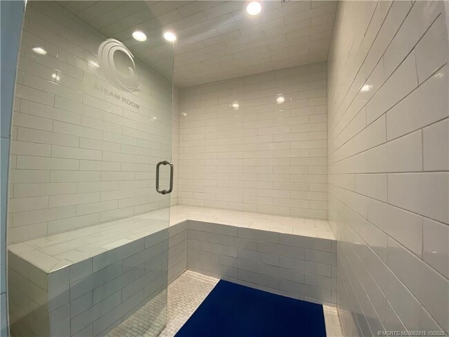 Building Photo - 138 NE Coastal Dr