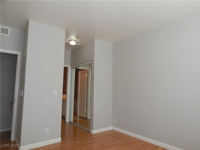 Building Photo - 2201 Ramsgate Dr