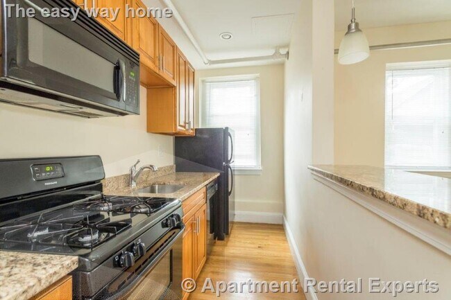 Primary Photo - 136 Highland Ave