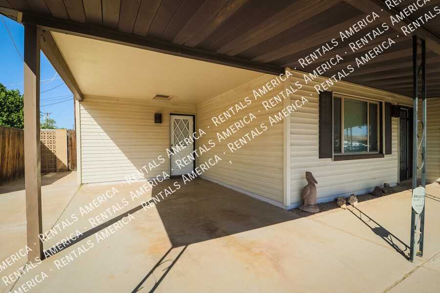 Building Photo - 1314 N 70th St