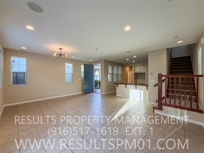 Building Photo - 1177 Impressionist Loop