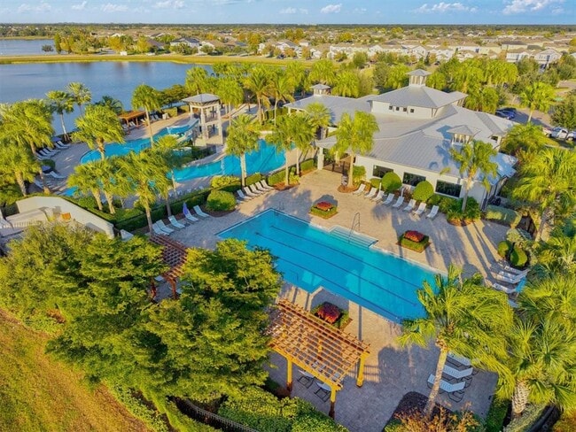 Building Photo - 5709 Silver Sun Dr