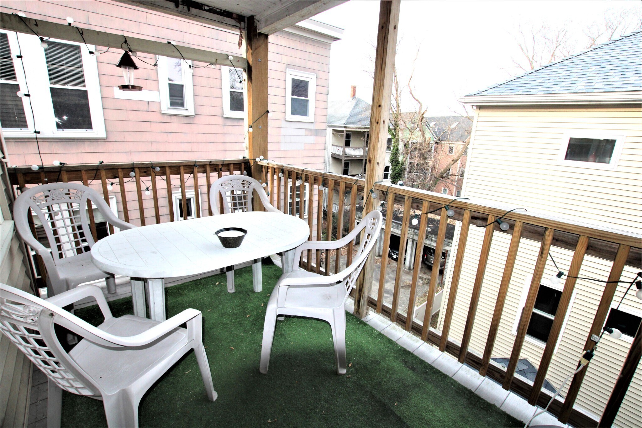 Building Photo - 93 Hillside St