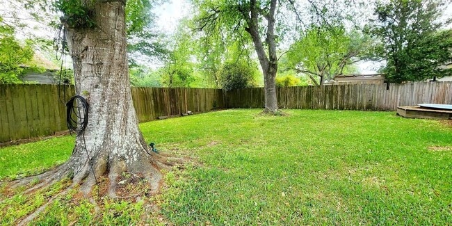 Building Photo - 3608 Avenue R