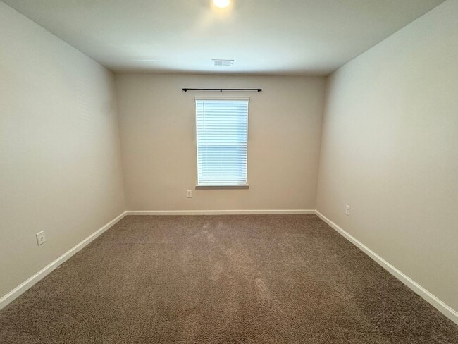 Building Photo - Conway - 4 Bedroom / 2 Bathroom House