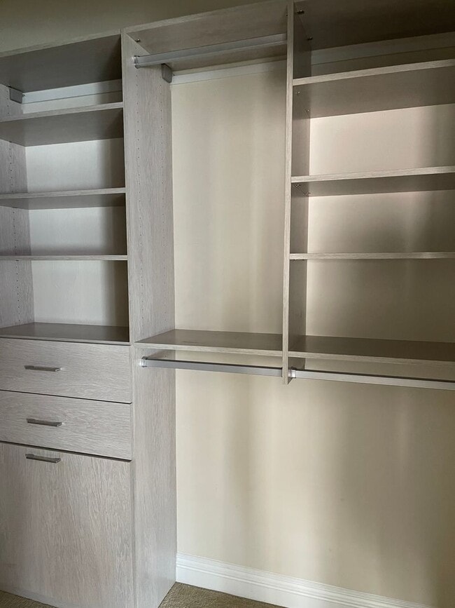 Building Photo - Stunning Single-Story Home with Spa in Gated Community!