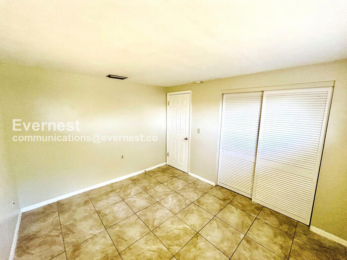 Building Photo - 3438 Monticello St