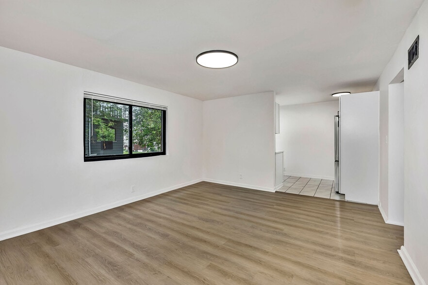 Building Photo - 2535 Lysle Ln