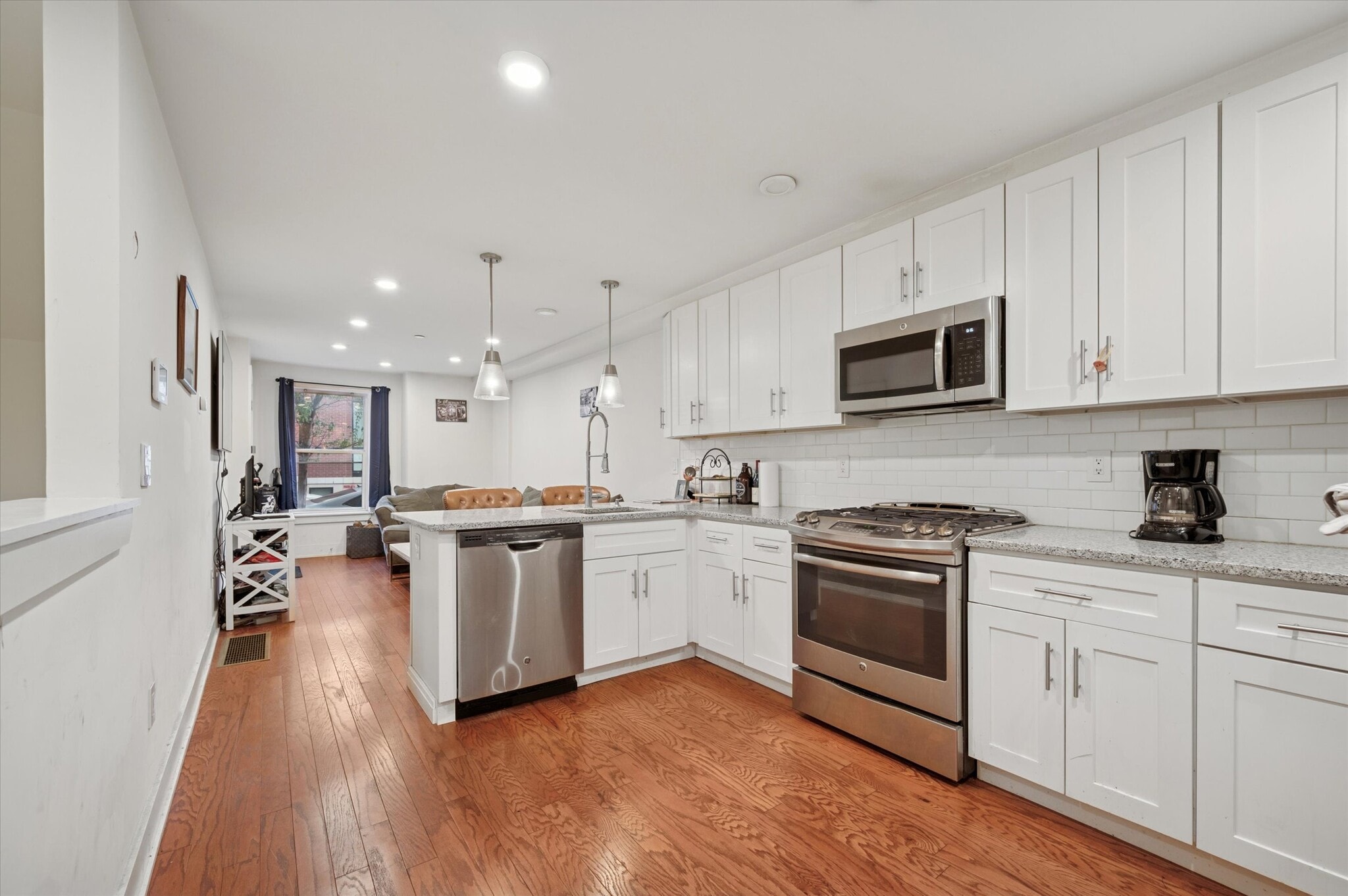 Kitchen - 970 N Marshall St