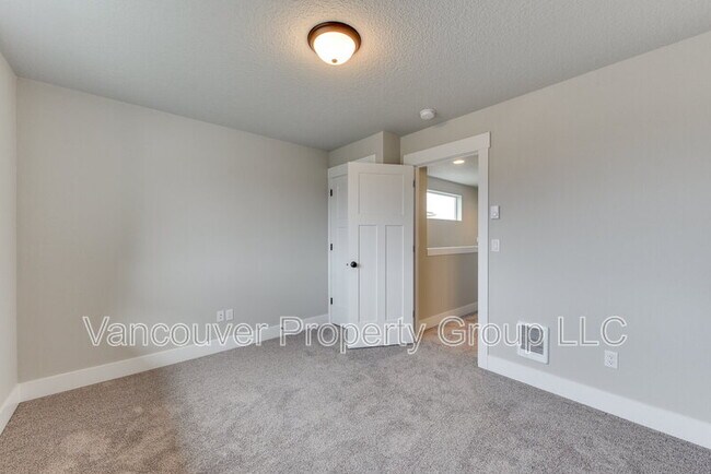 Building Photo - 2936 NW 16th St