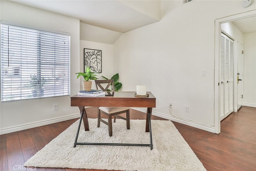 Building Photo - 2515 Callahan Ave
