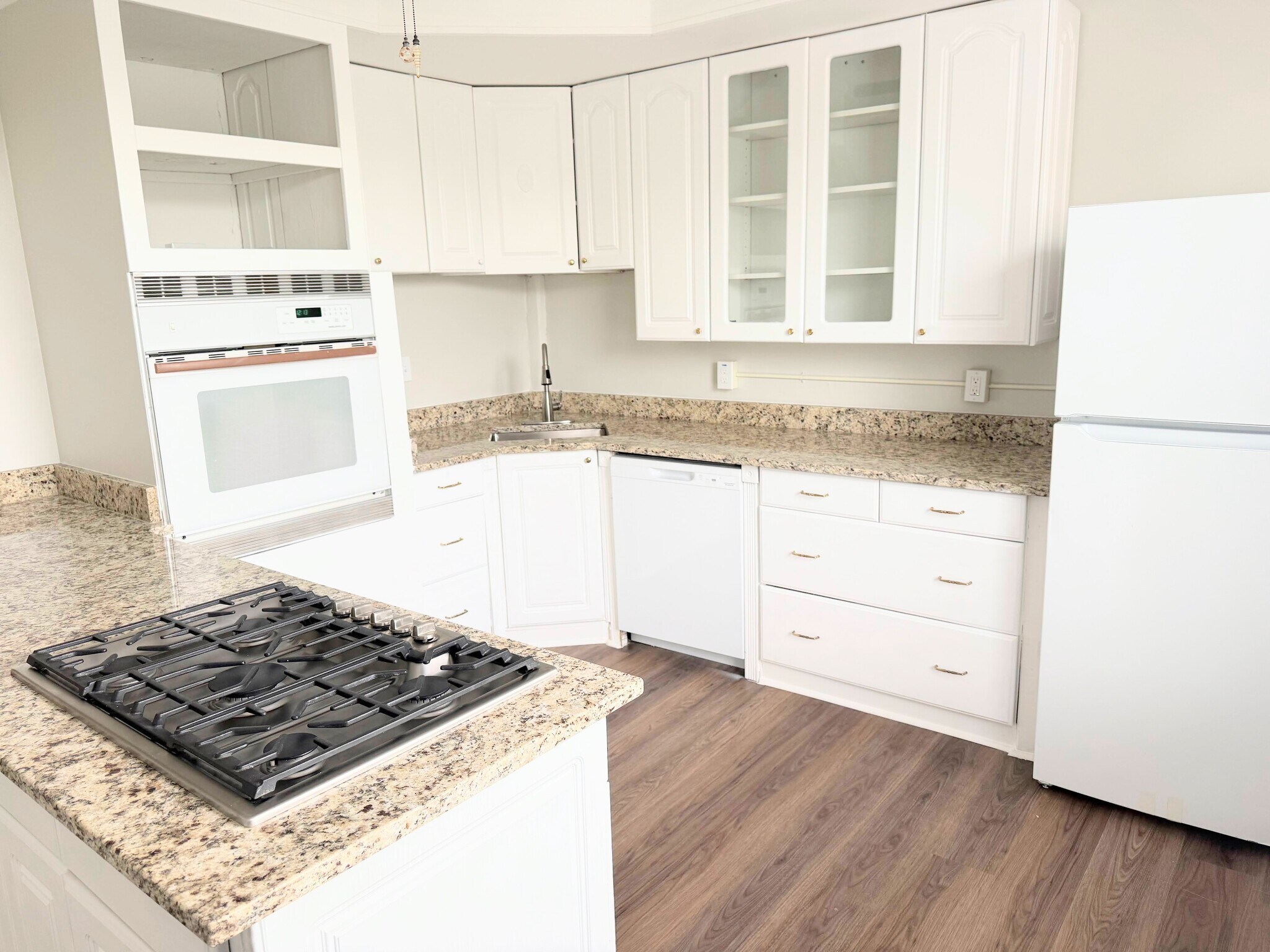 Building Photo - 2737 Wilkens Ave