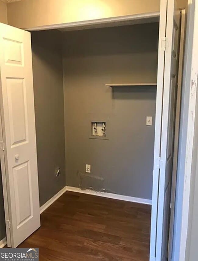 Building Photo - 304 Twiggs Cor