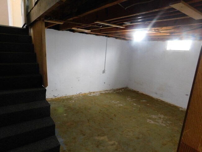 Building Photo - Spacious Home in Palisade