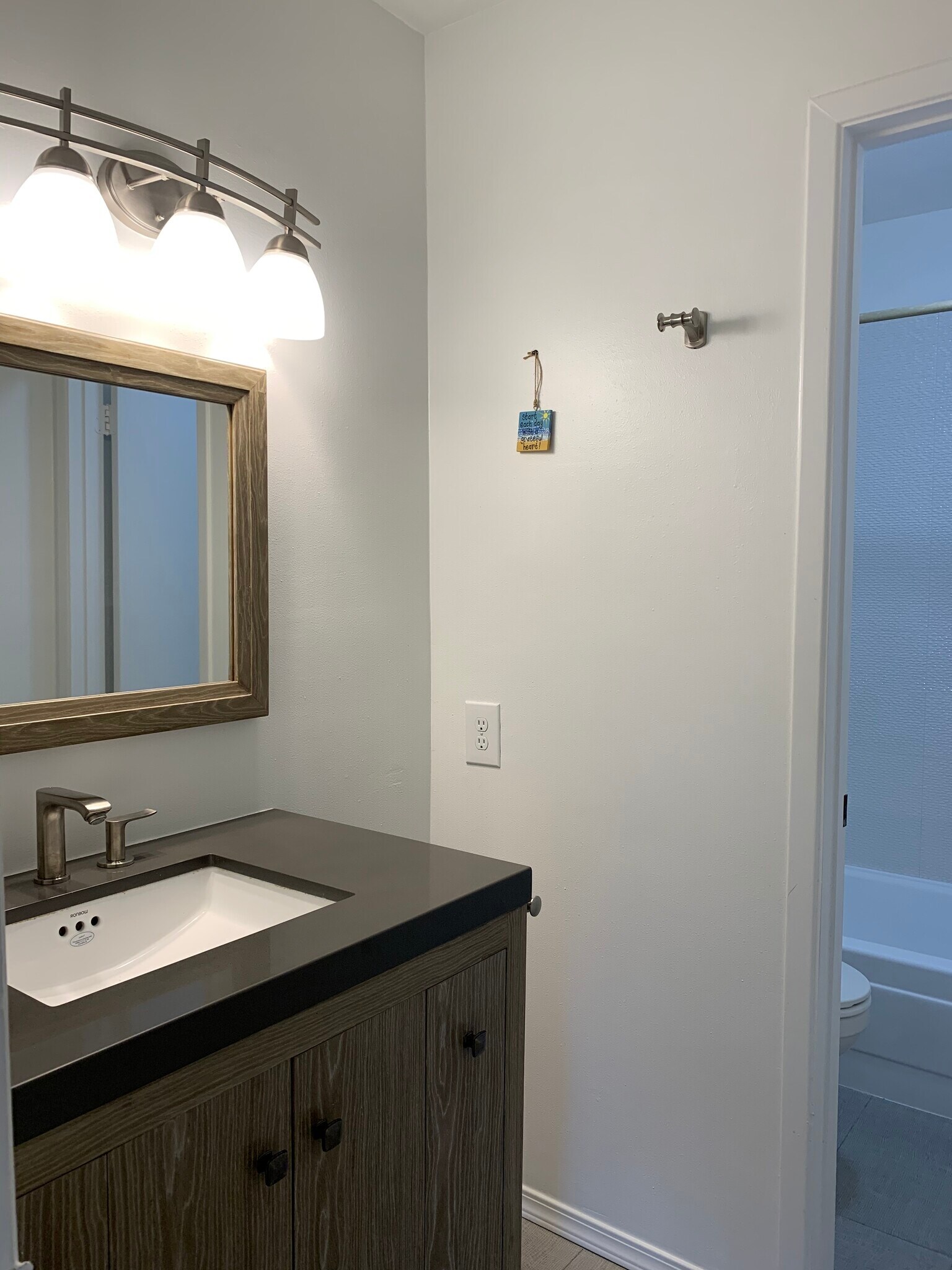 Bathroom 1 - 8020 Braesmain Dr