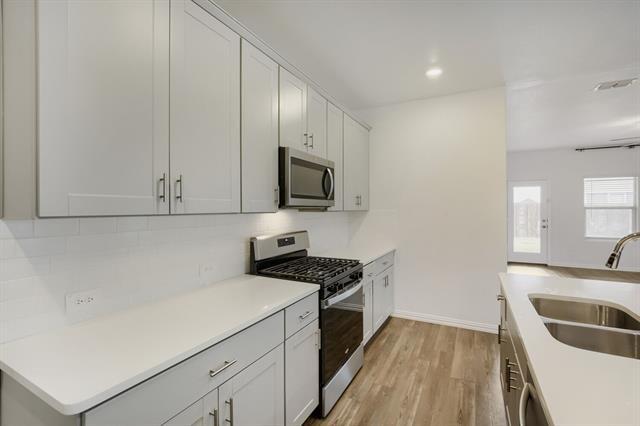 Building Photo - 2017 Pine Stone Ln