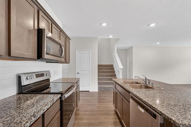 Building Photo - 2109 Muscovy St