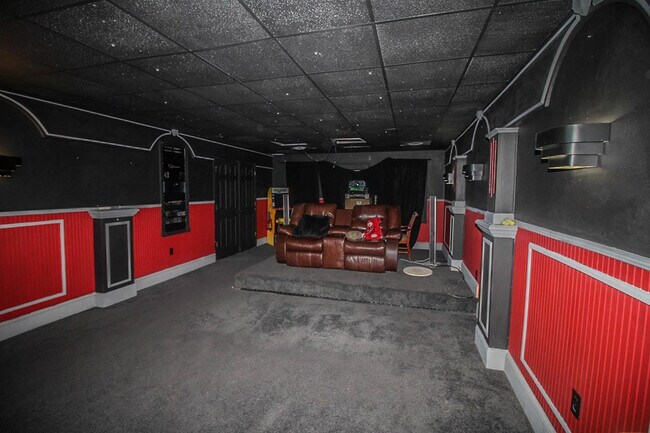 Building Photo - 4265 Deerwood Ln