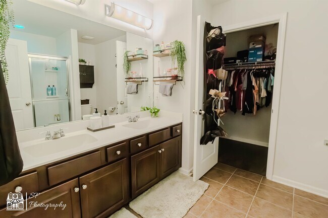 Building Photo - 177 Olde Towne Way