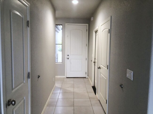 Building Photo - Bright & Efficient Solar Home with Spacious Open Layout