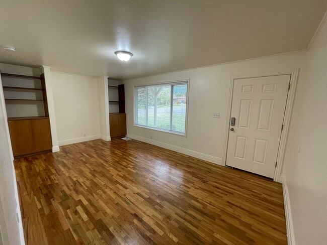 Primary Photo - 7636 Steffensen Dr