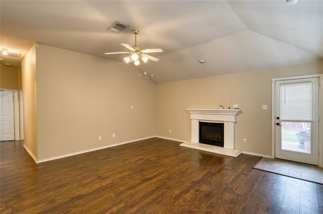Building Photo - 8755 Sunset Trace Dr