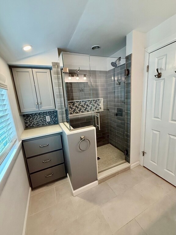 Building Photo - 10 Snake Brook Rd