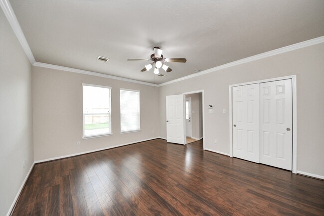 Building Photo - 24523 Red Bluff Tr