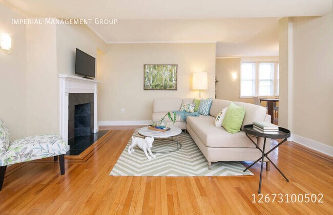 Building Photo - 6600 Lincoln Dr