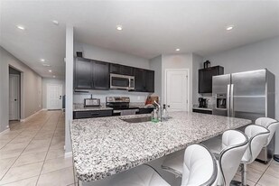 Building Photo - 1336 Madison Cir
