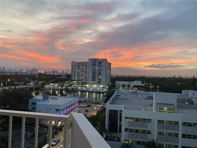 Building Photo - 4301 Collins Ave