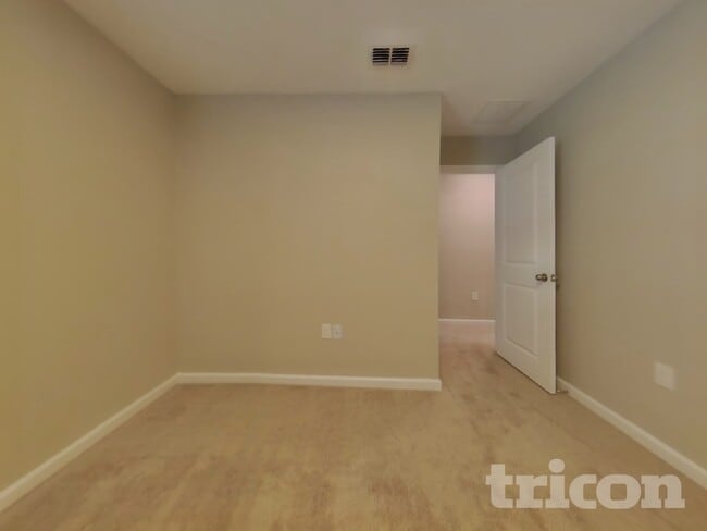 Building Photo - 12137 Trailhead Dr