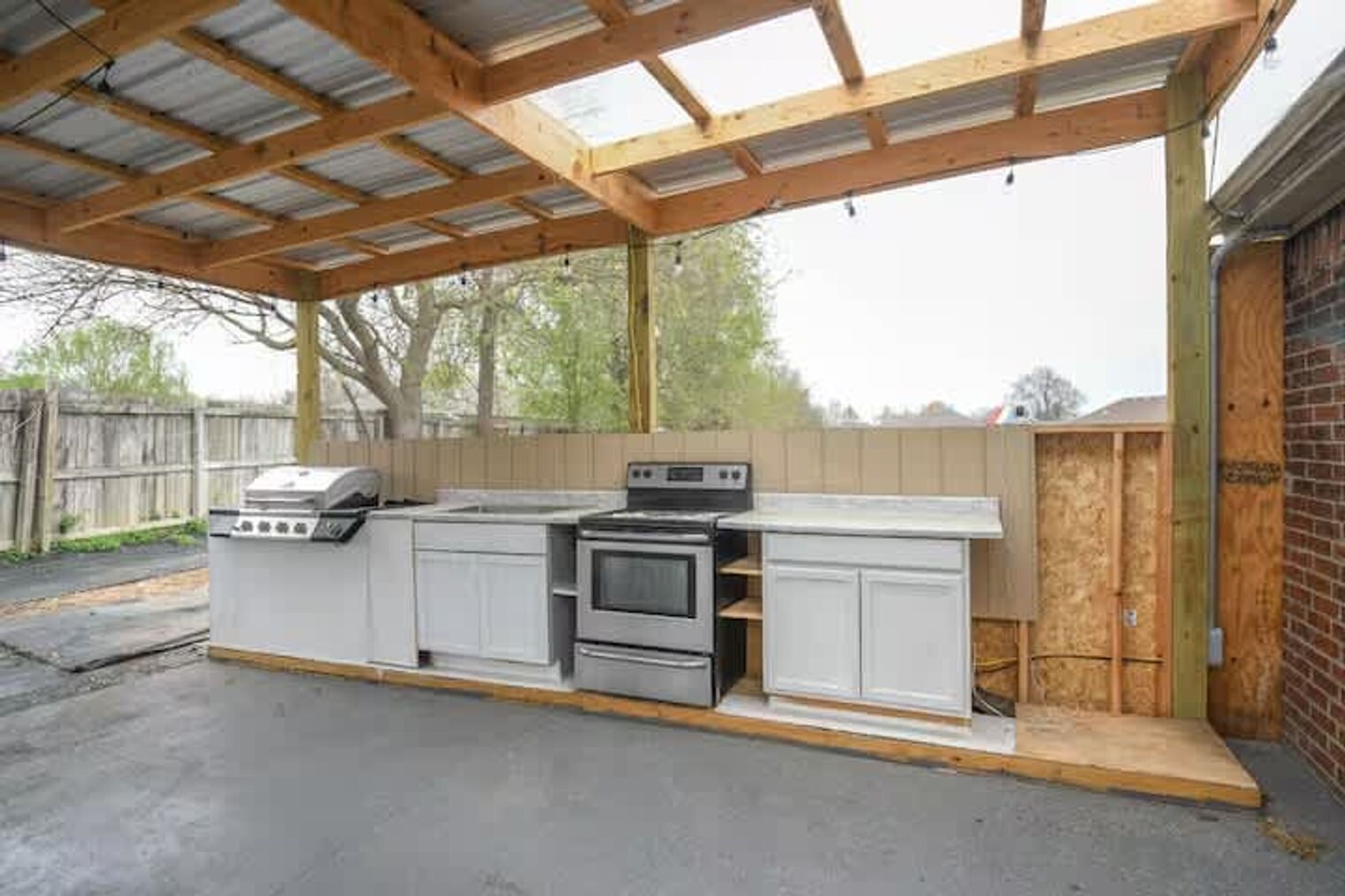 Building Photo - 731 Cypress Ct