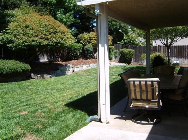 Building Photo - Clovis North 4 Bedroom 2 bath Home