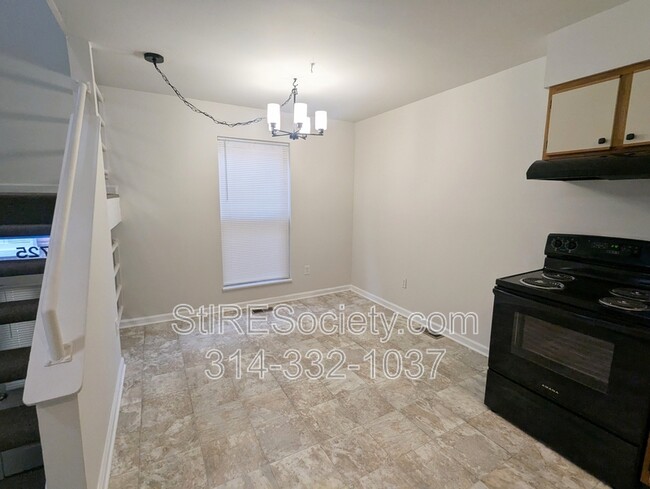 Building Photo - 2725 Allen Ave